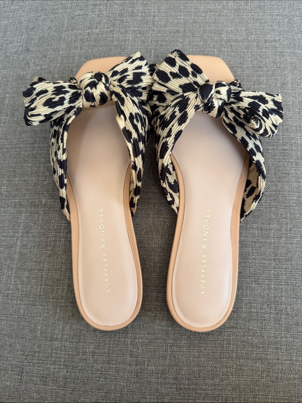 Loeffler Randall Daphne Bow Slides Sandal Leopard 6.5 B Women’s Shoes With Box - Picture 3 of 4